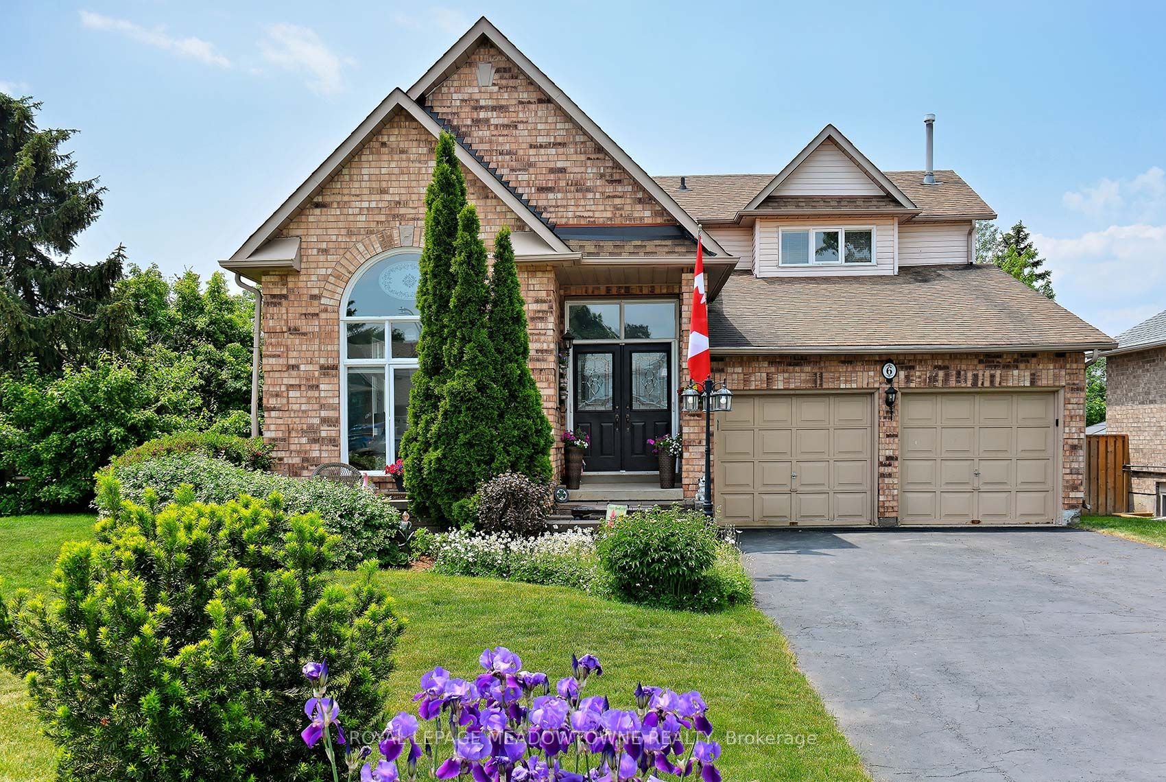 6 Janet Crt