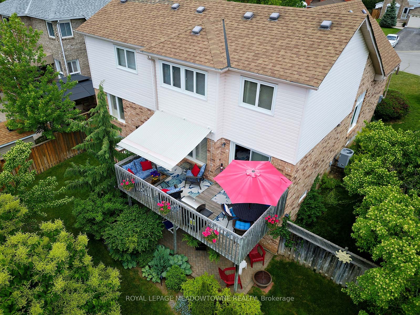 6 Janet Crt