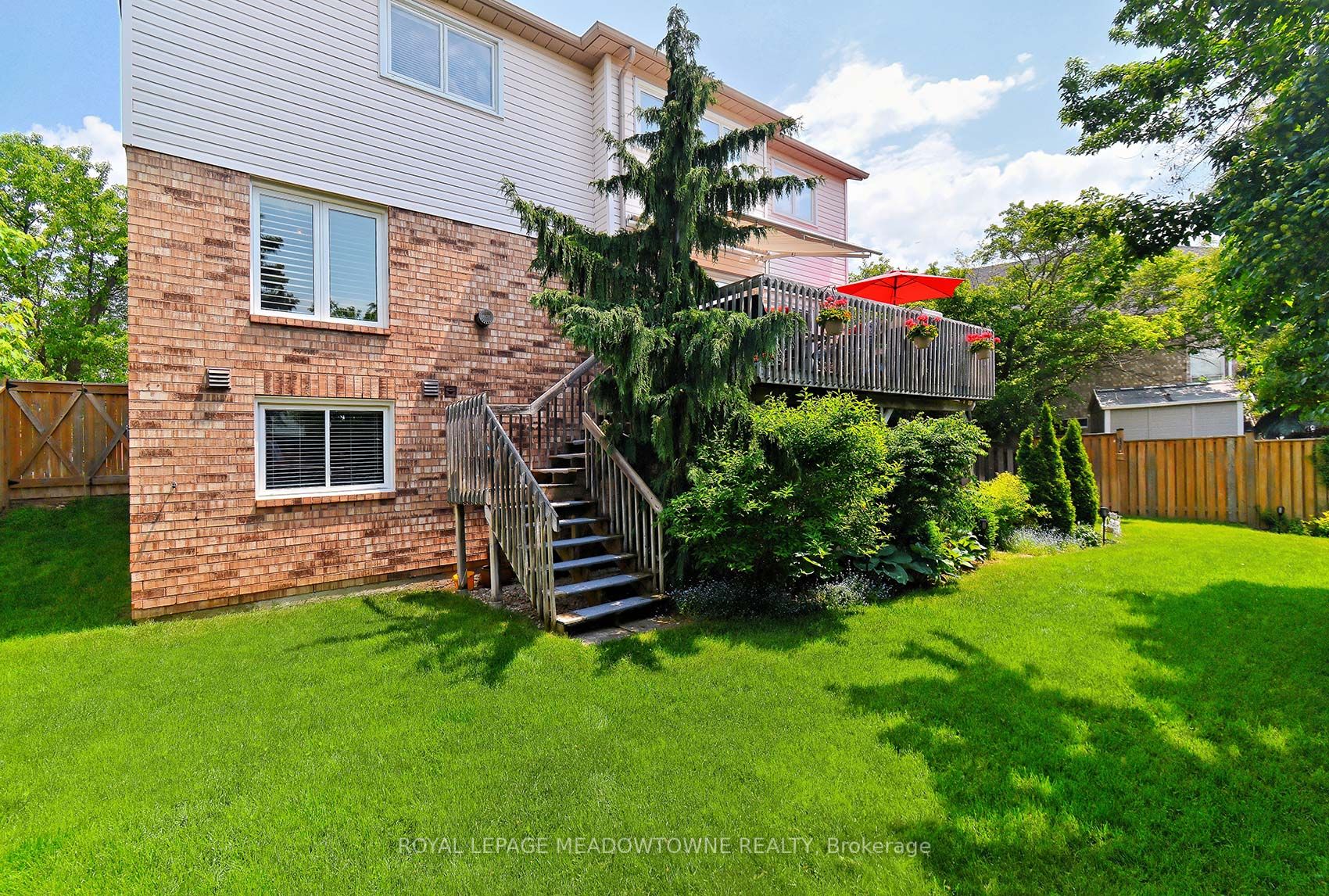 6 Janet Crt