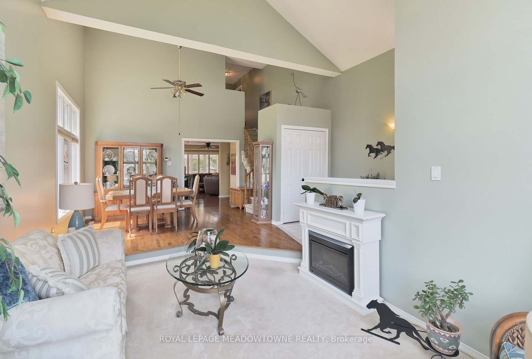 6 Janet Crt