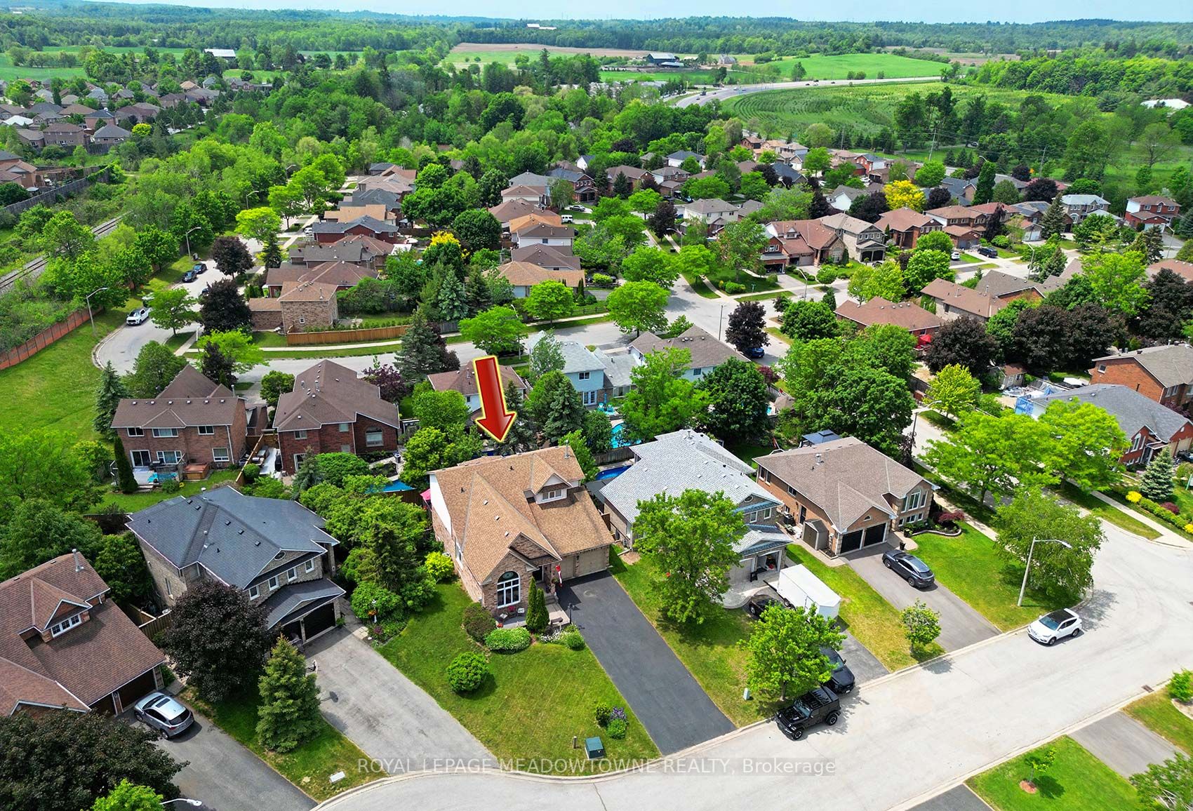6 Janet Crt