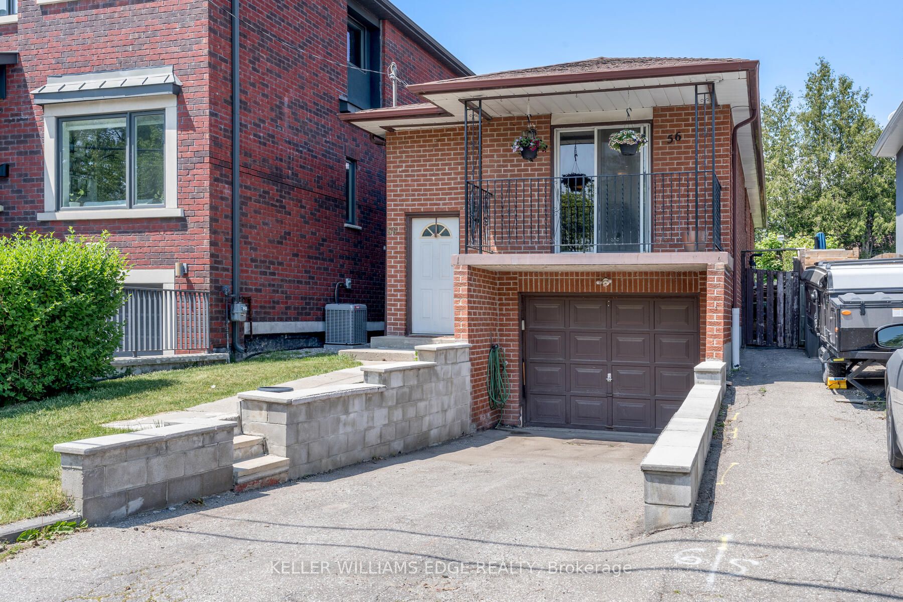 56 Daisy Ave