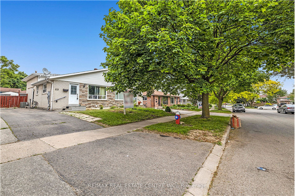 69 Newstead Cres, Brampton