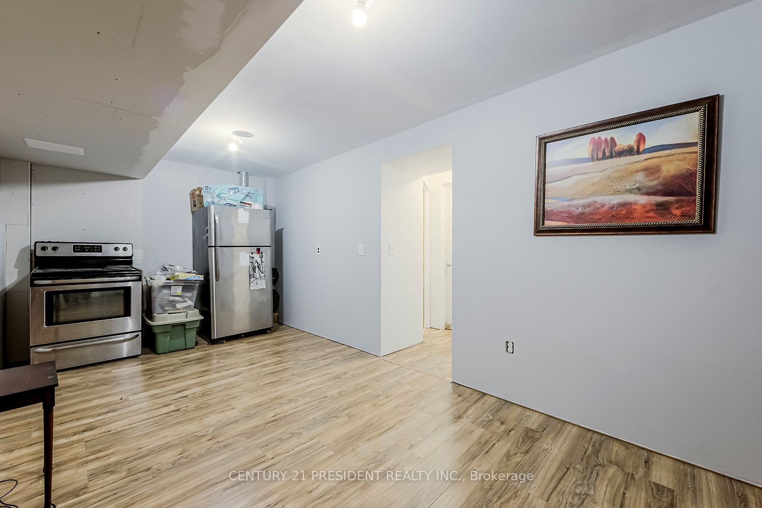 12 Dillon Dr