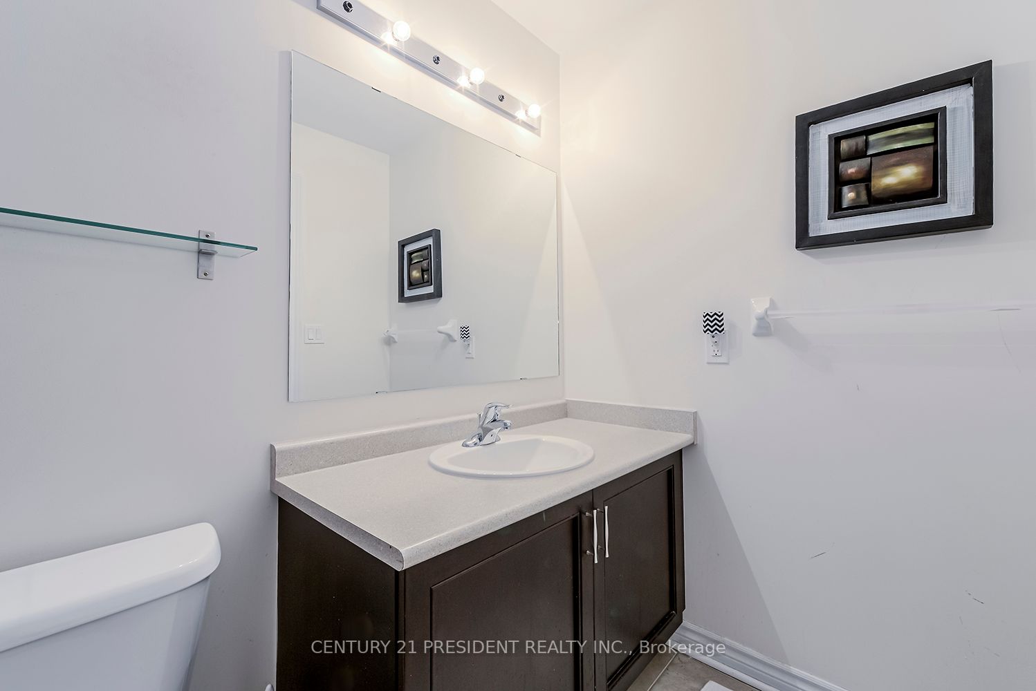 12 Dillon Dr