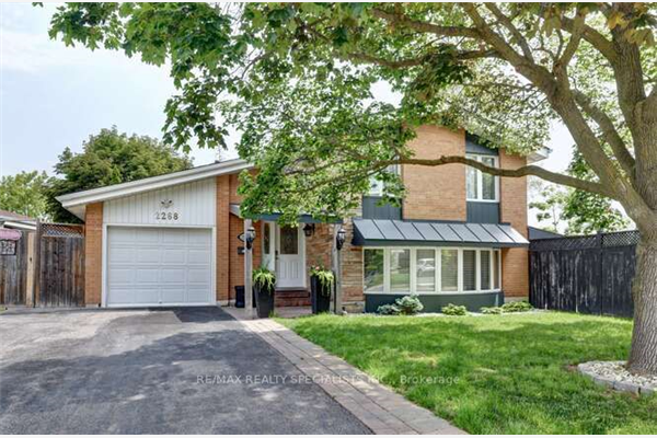 2268 Perran Dr, Mississauga