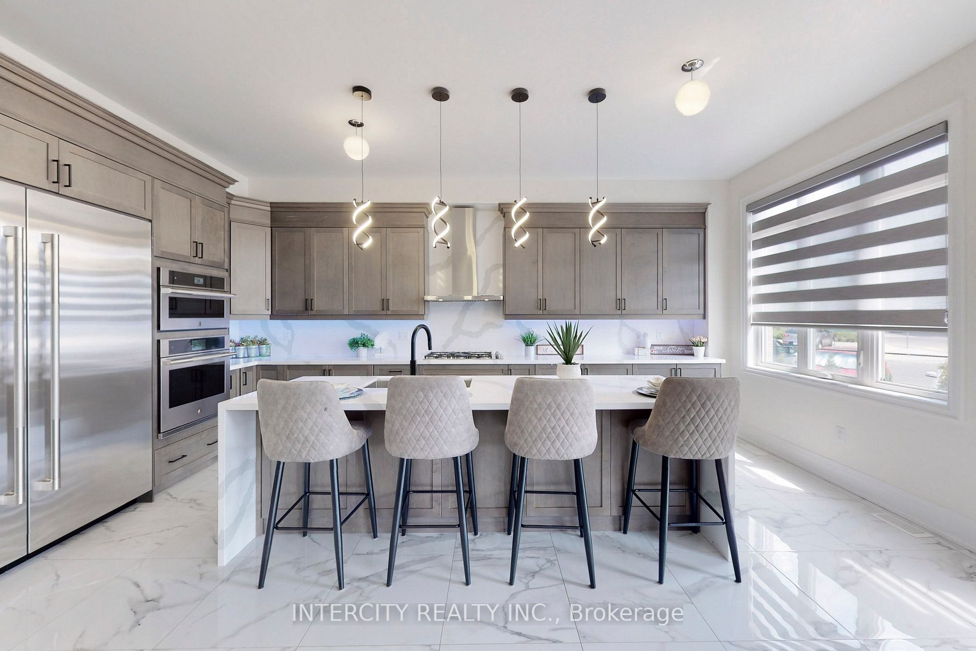 62 Royal Fern Cres