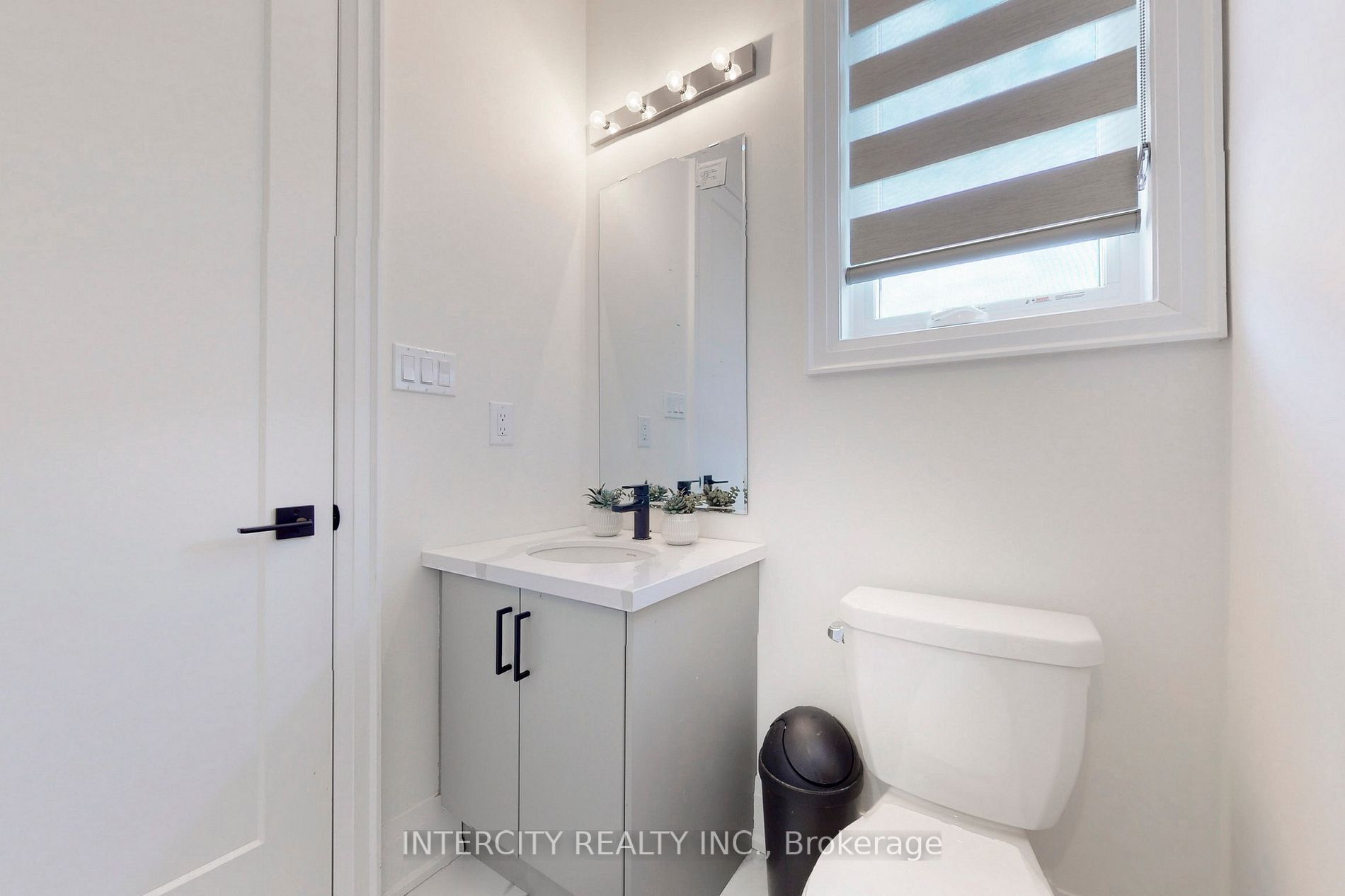 62 Royal Fern Cres