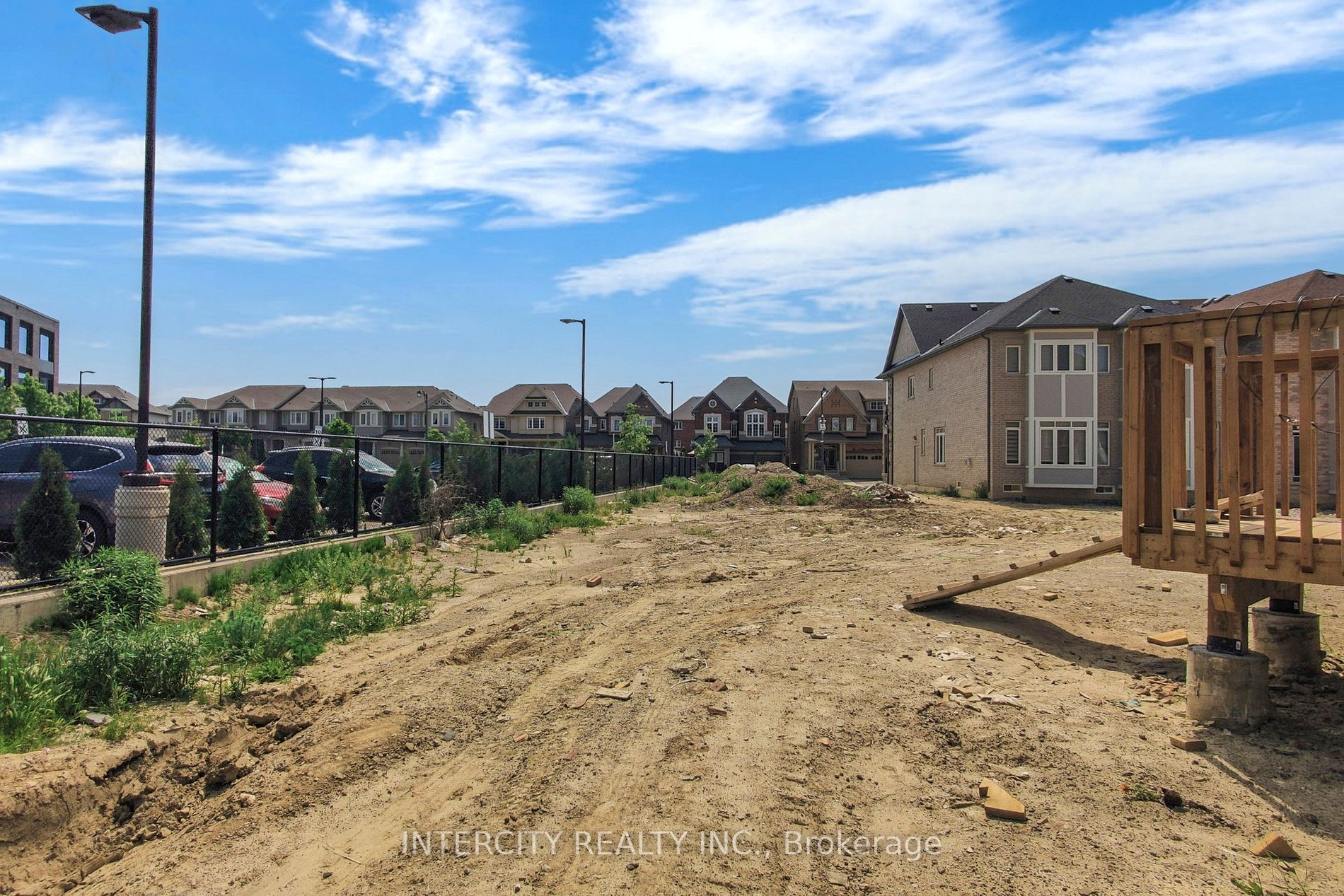 62 Royal Fern Cres