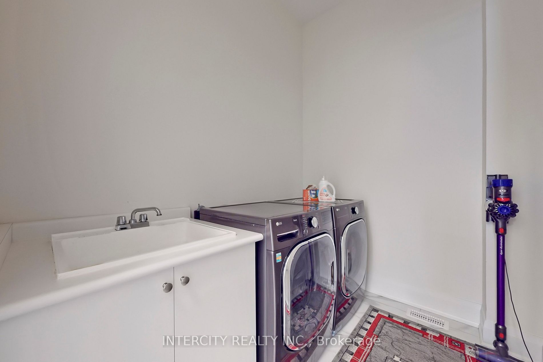 62 Royal Fern Cres