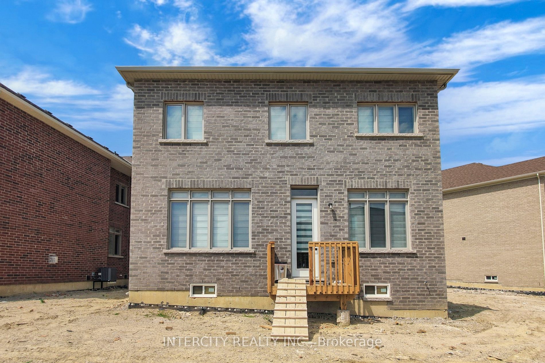 62 Royal Fern Cres
