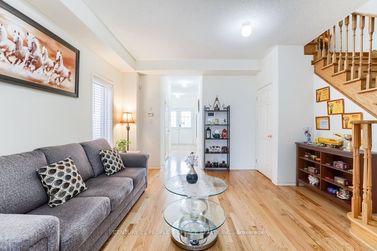 114 Cookview Dr