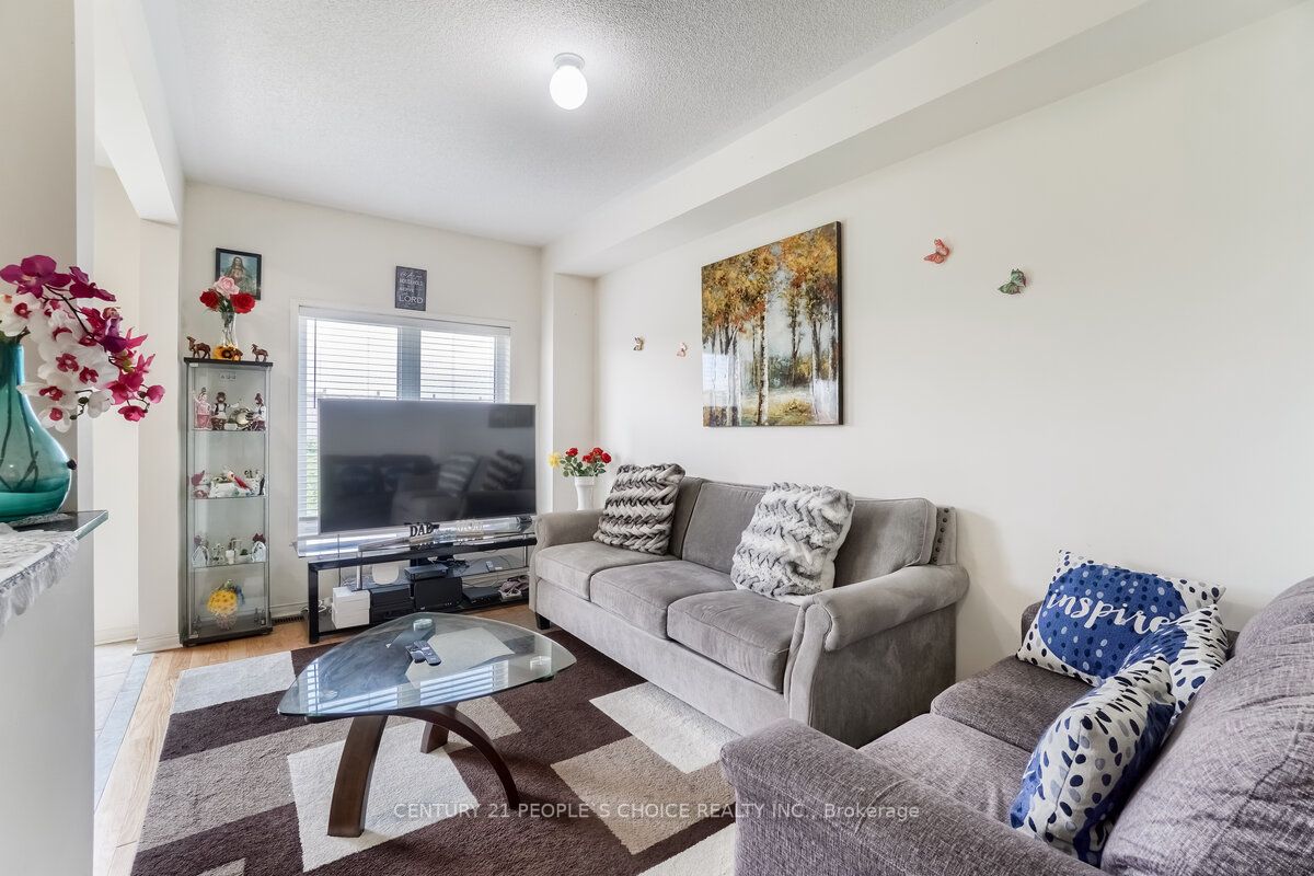 114 Cookview Dr