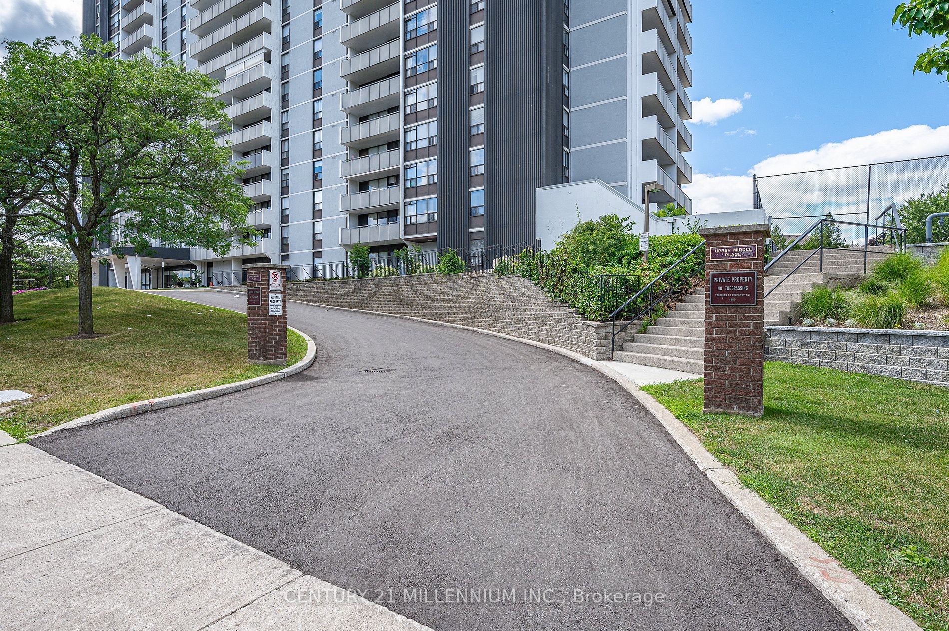 2055 Upper Middle Road, #1605