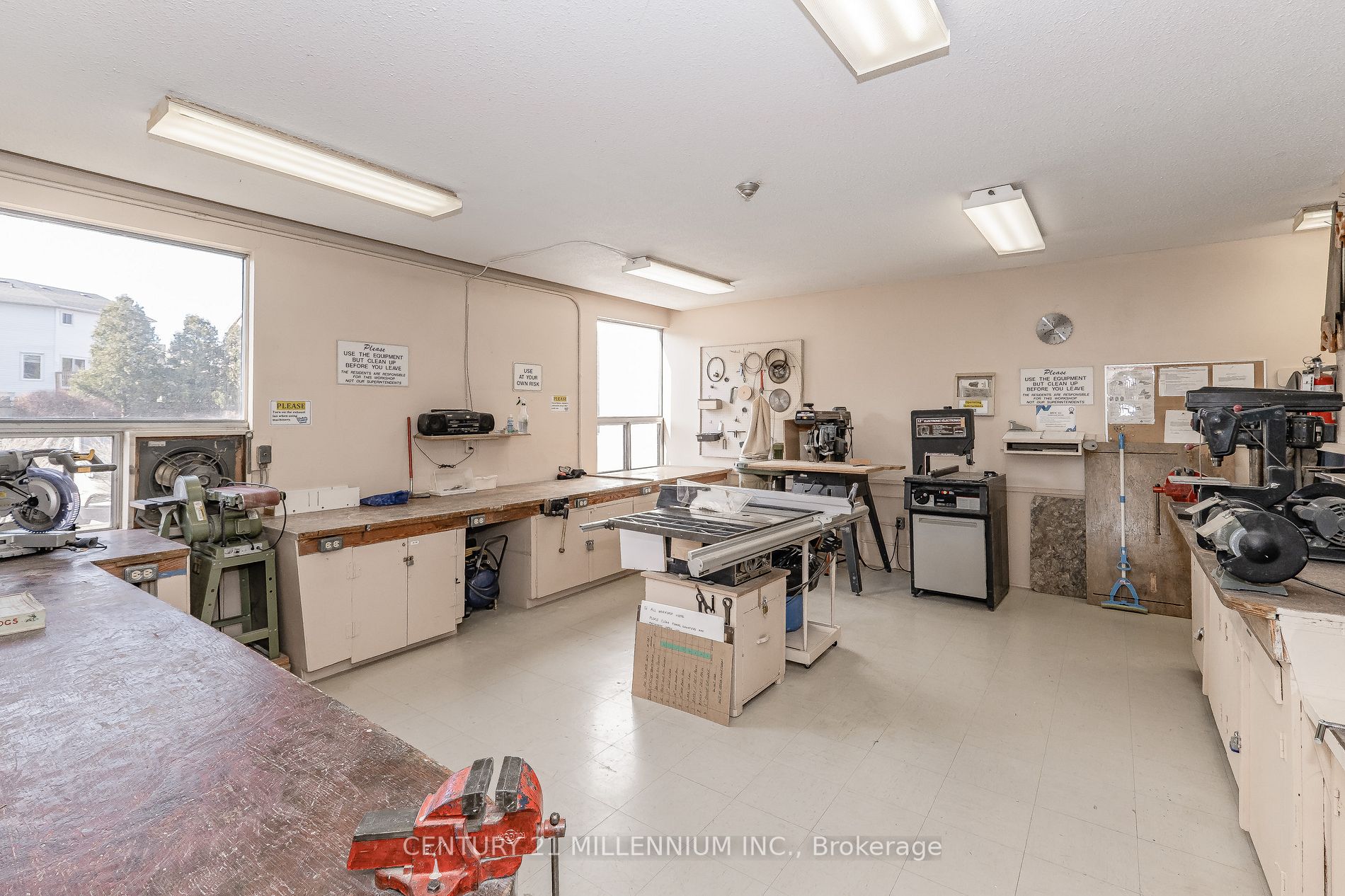 2055 Upper Middle Road, #1605