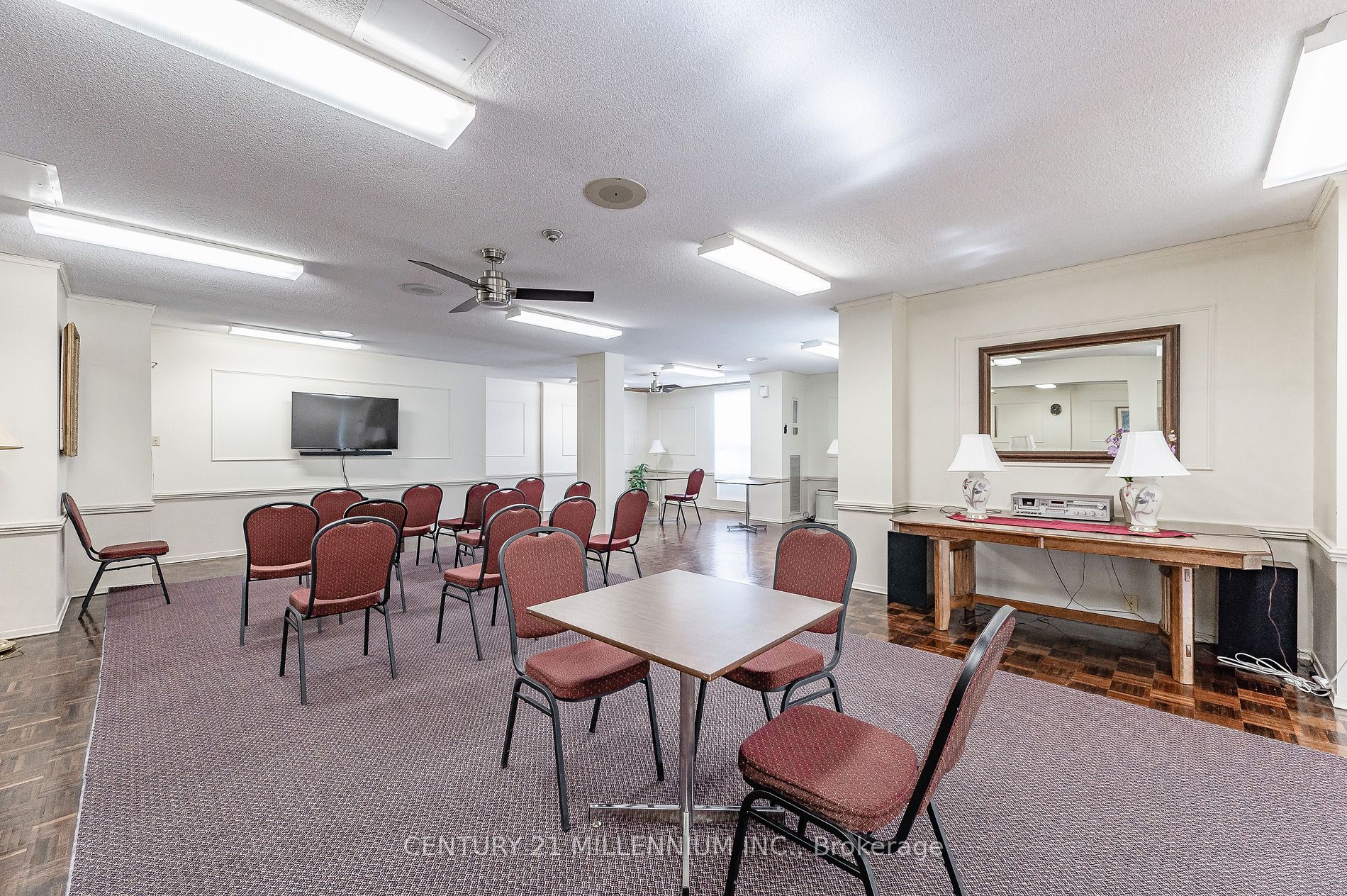 2055 Upper Middle Road, #1605