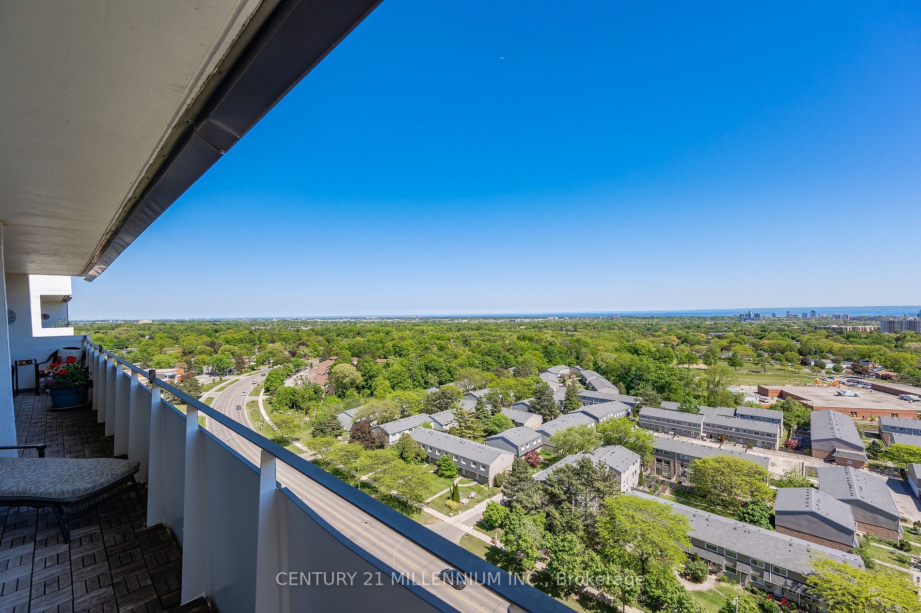 2055 Upper Middle Road, #1605