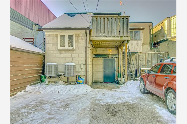 363 Jane St, Toronto