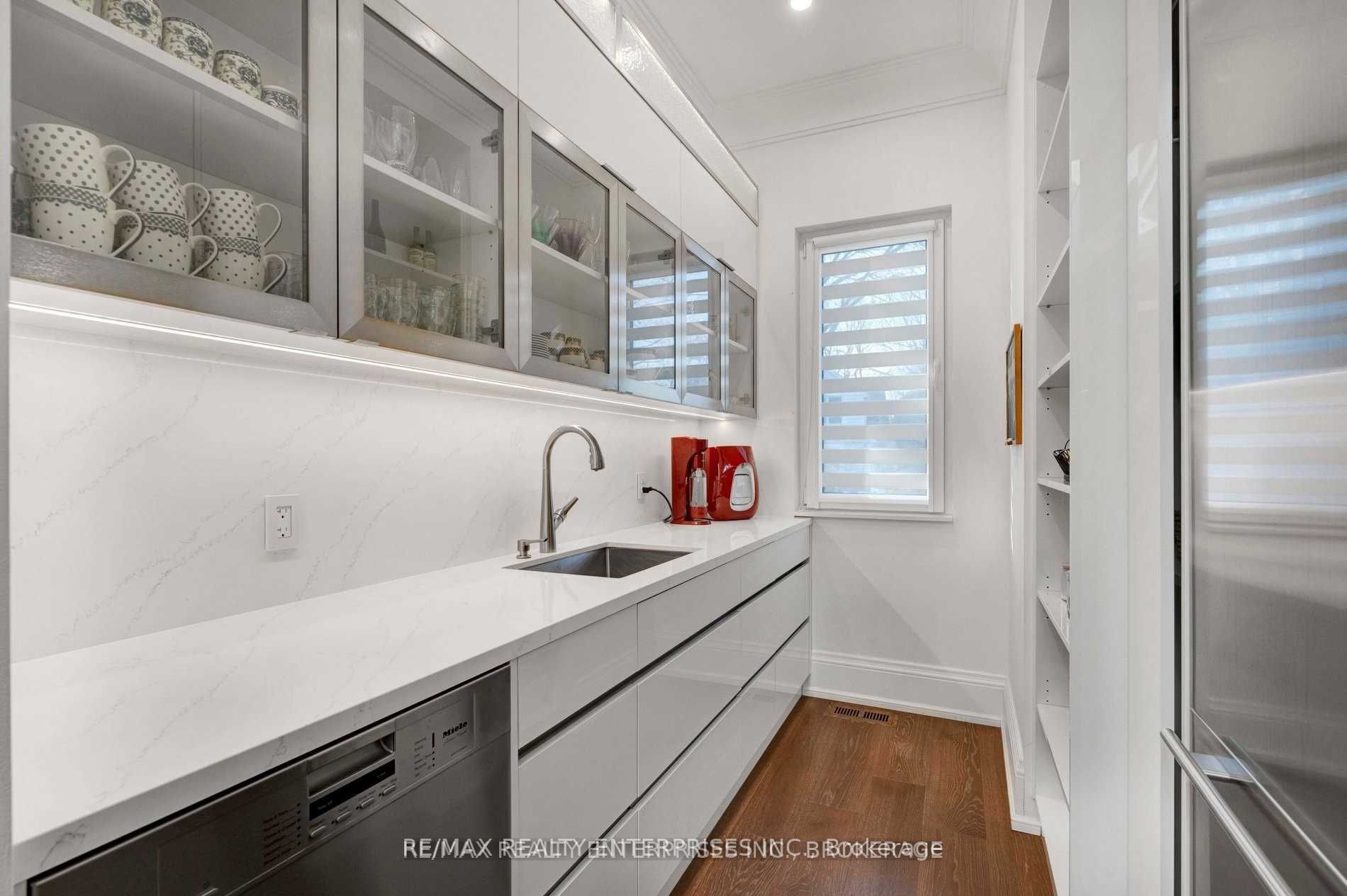 Listing W6091056 - Large Photo # 7