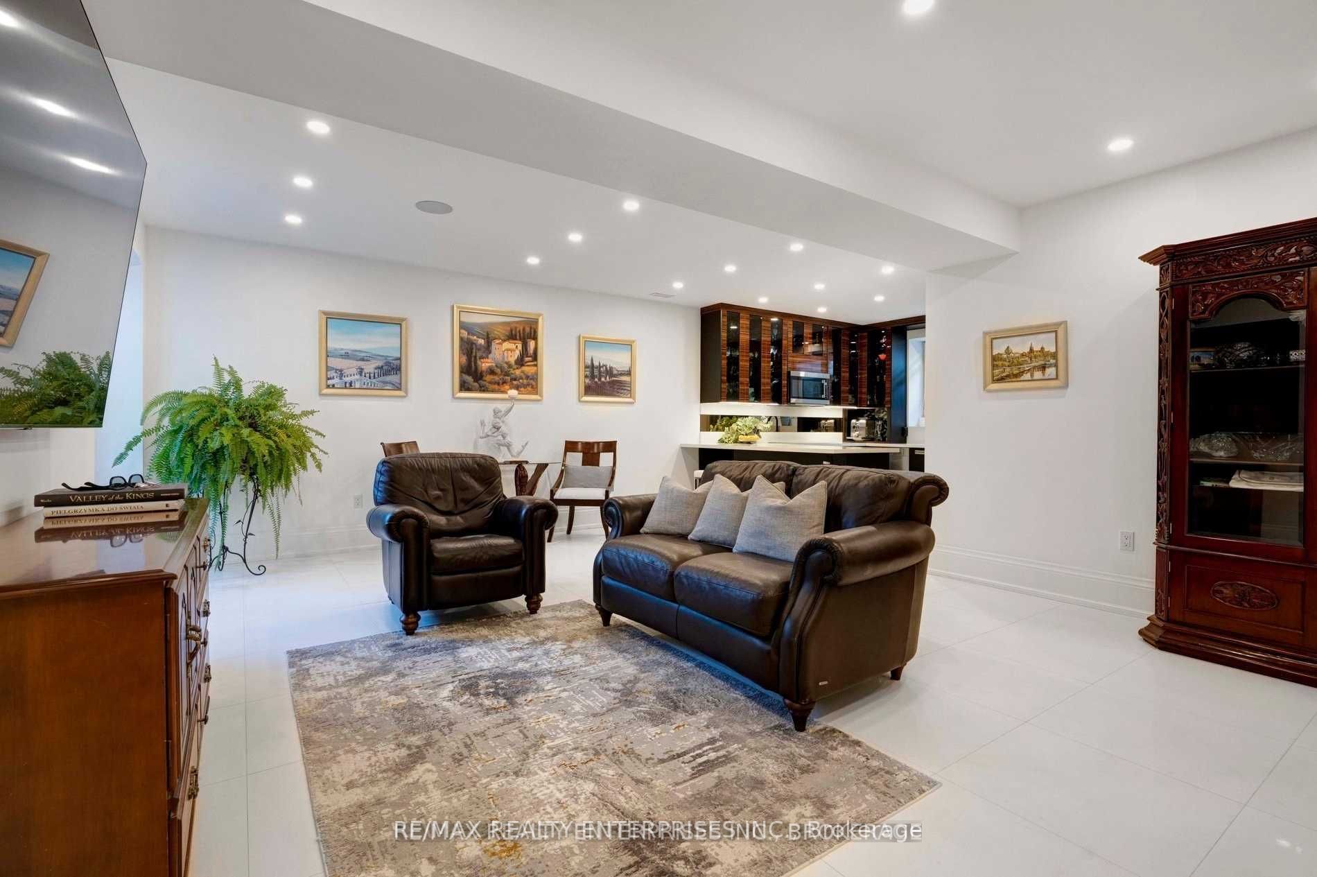 Listing W6091056 - Large Photo # 18