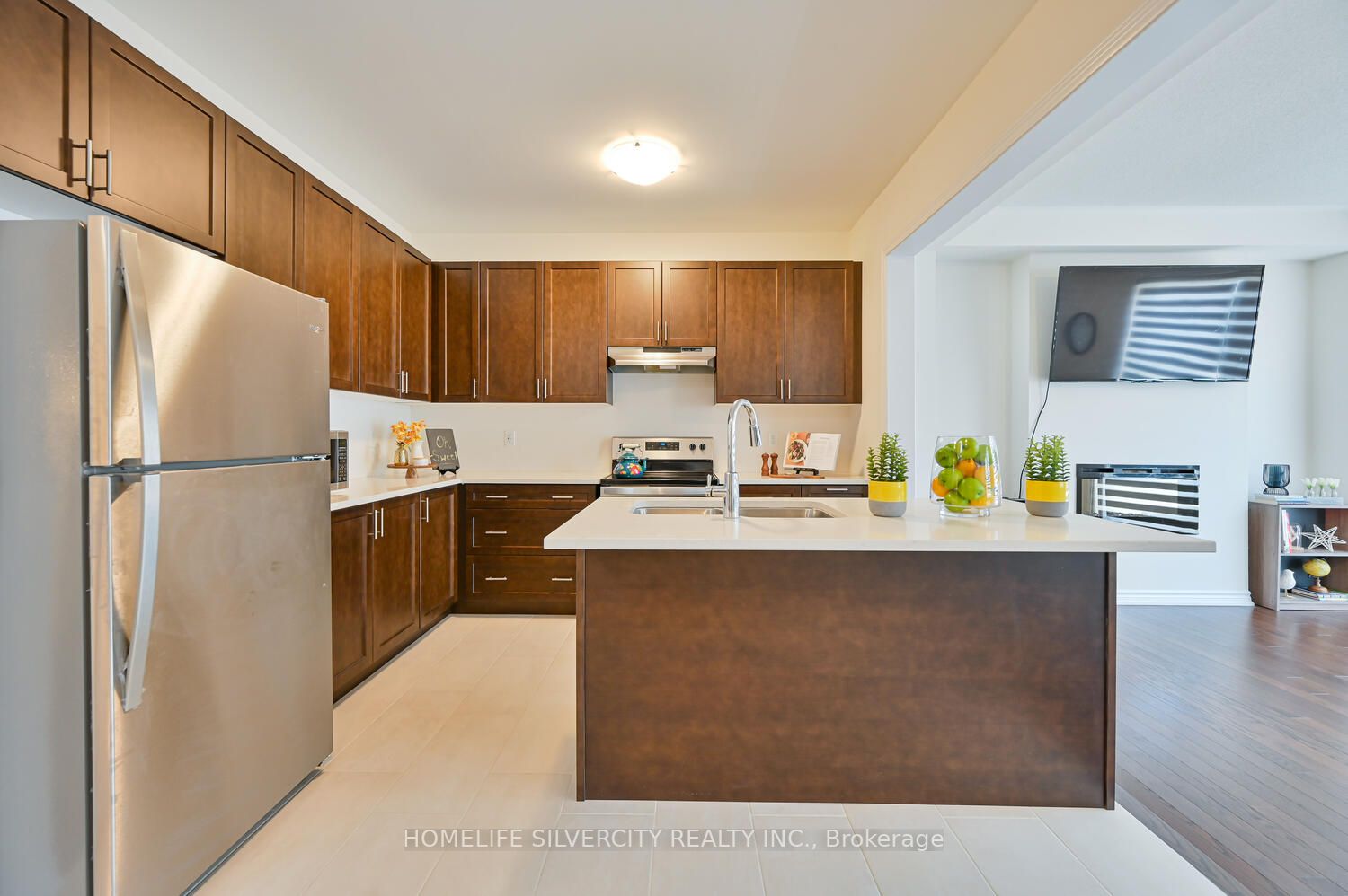 13 Del Grappa St