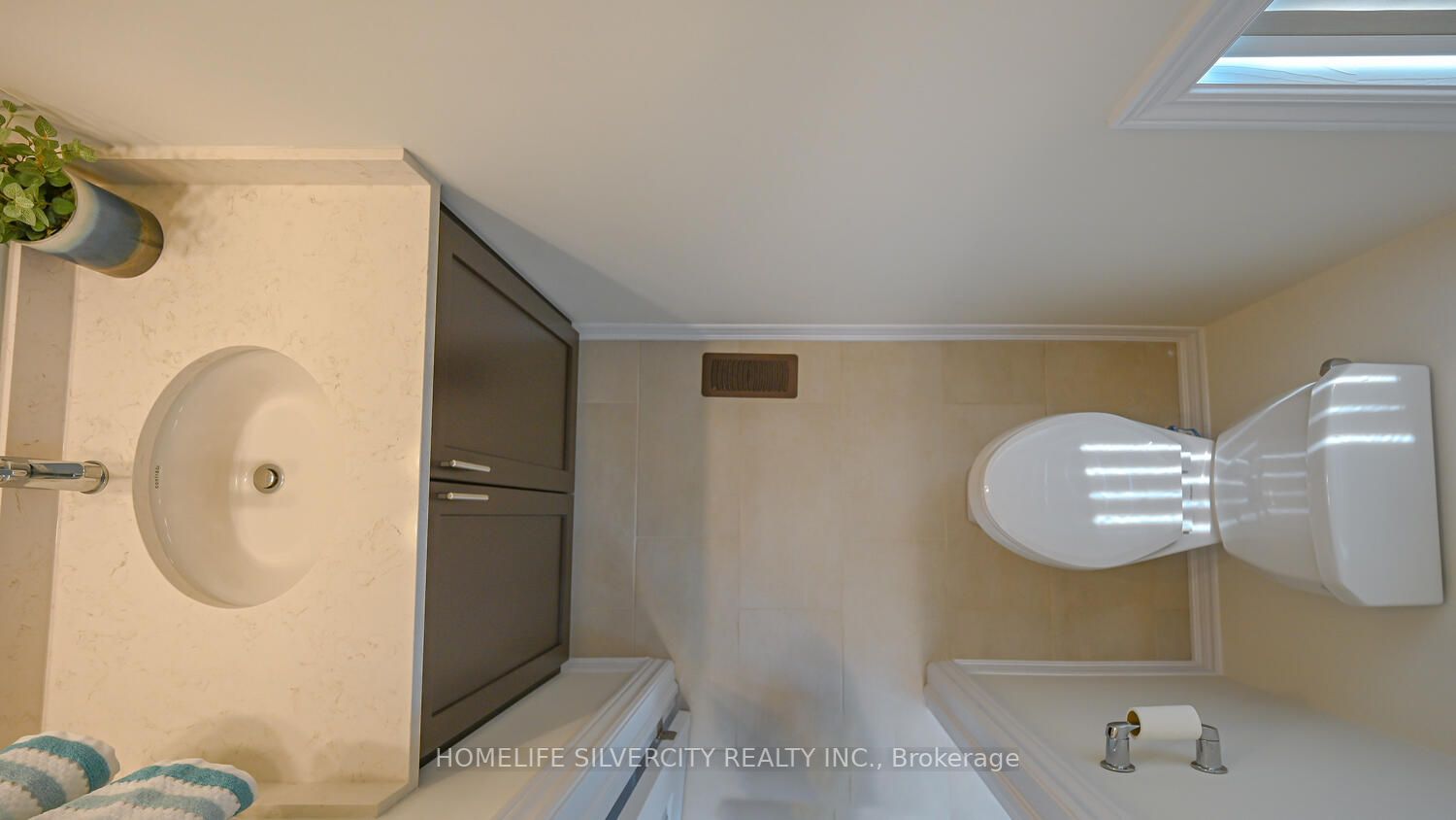 13 Del Grappa St