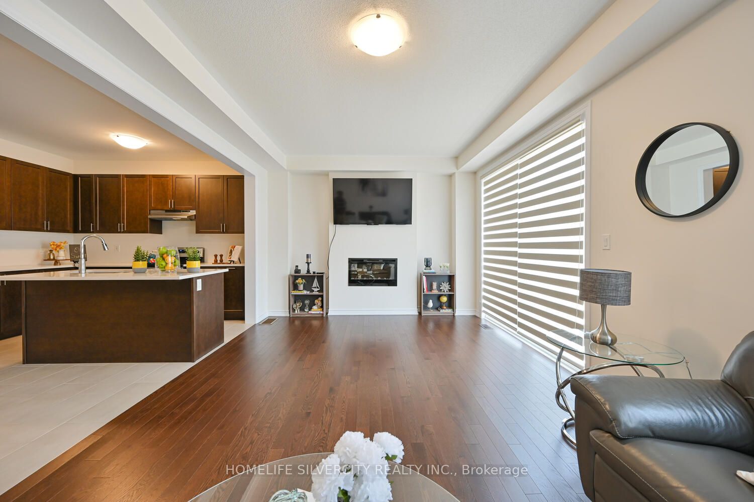 13 Del Grappa St