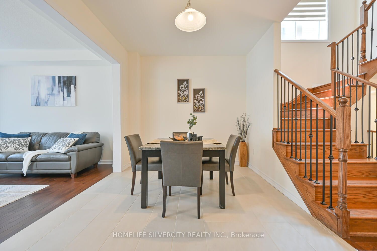 13 Del Grappa St