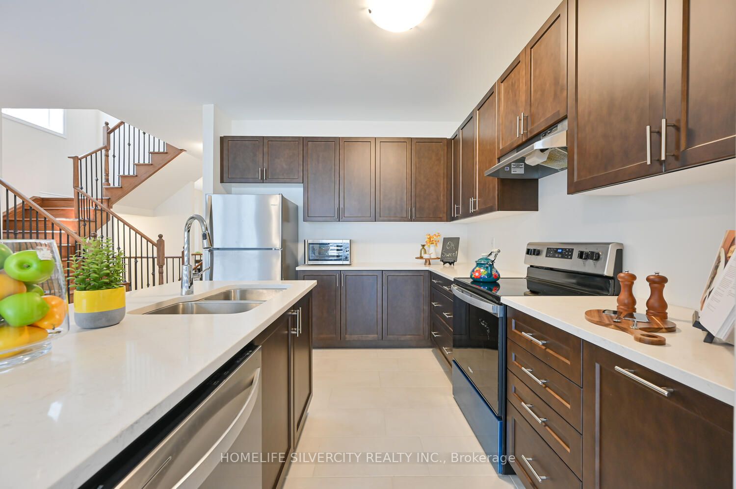13 Del Grappa St