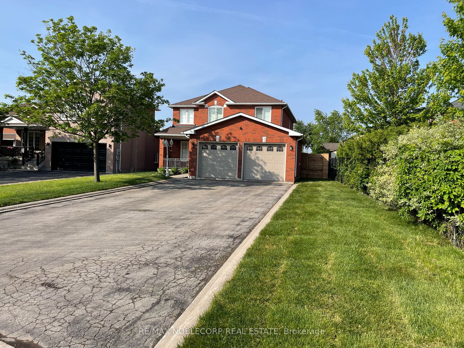4 Marnet Crt