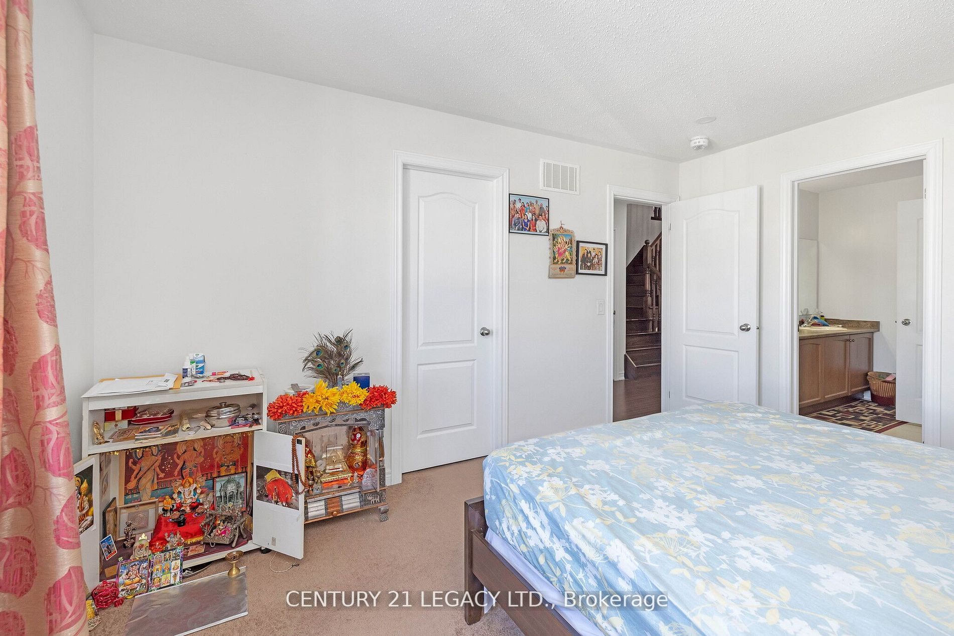 127 Larson Peak Rd E