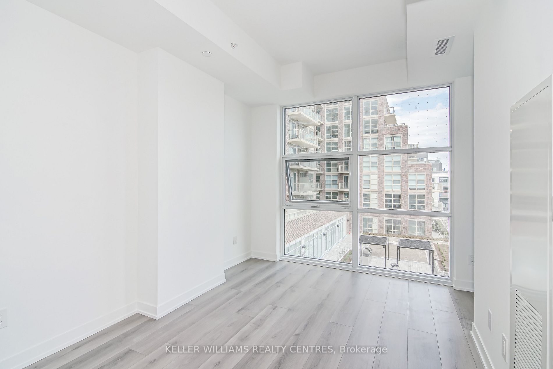 Listing W6092304 - Large Photo # 8