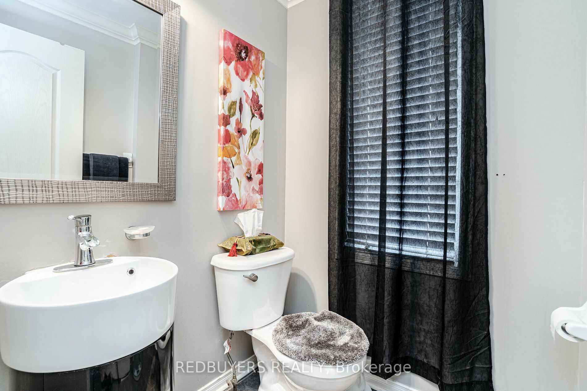 31 Fallstar Cres