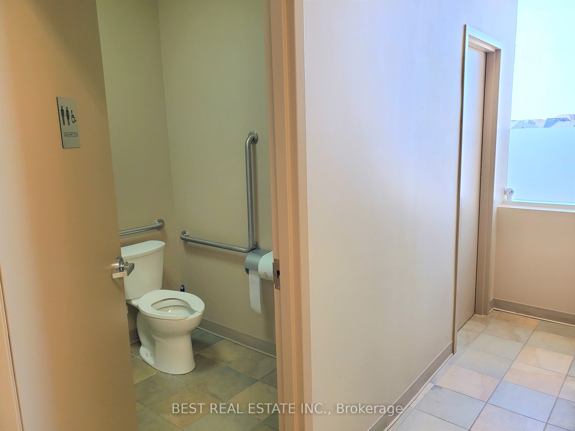 Listing W6093040 - Large Photo # 30