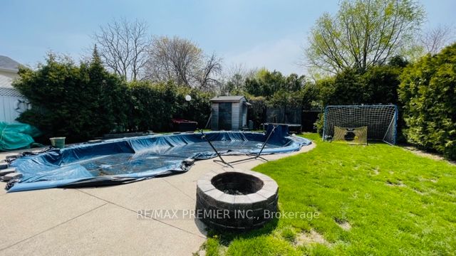 581 LAURAL Drive