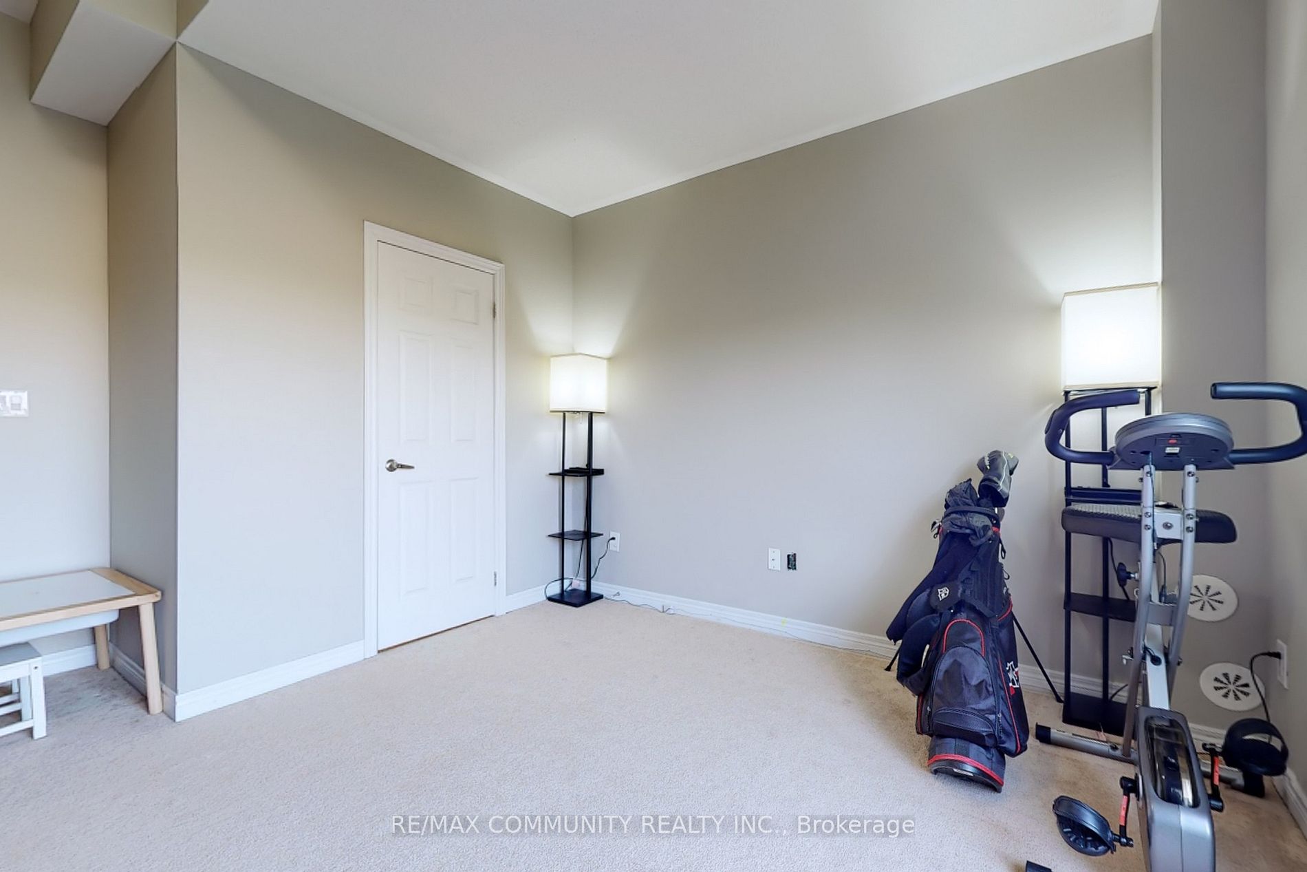 50 Cedar Lake Cres, #50