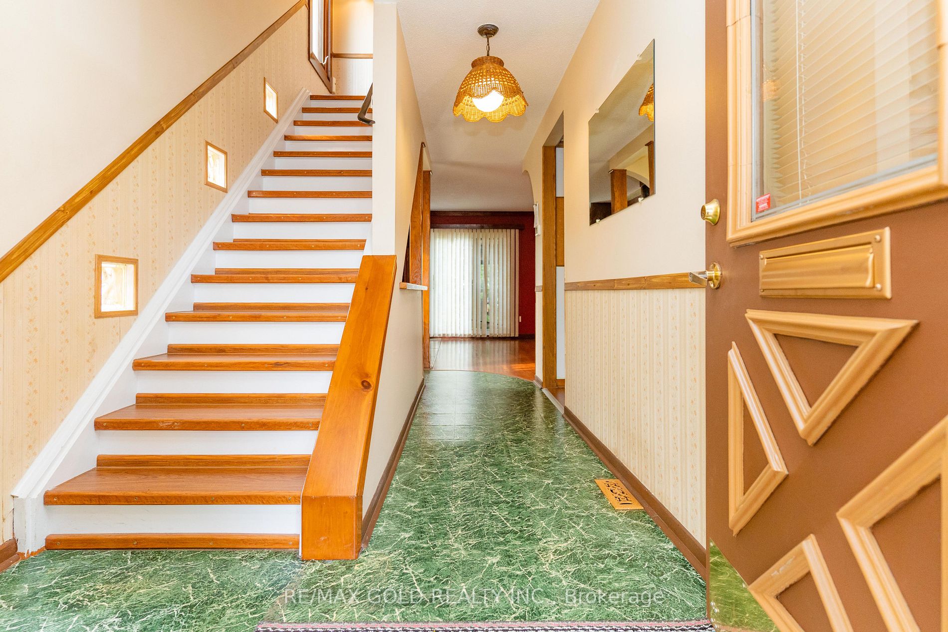 86 Charters Rd