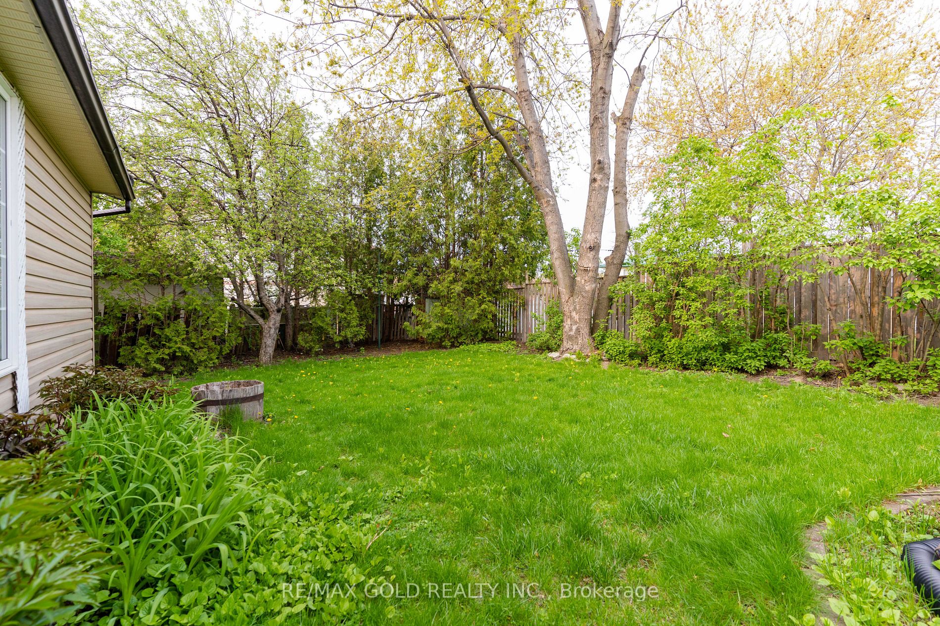 86 Charters Rd