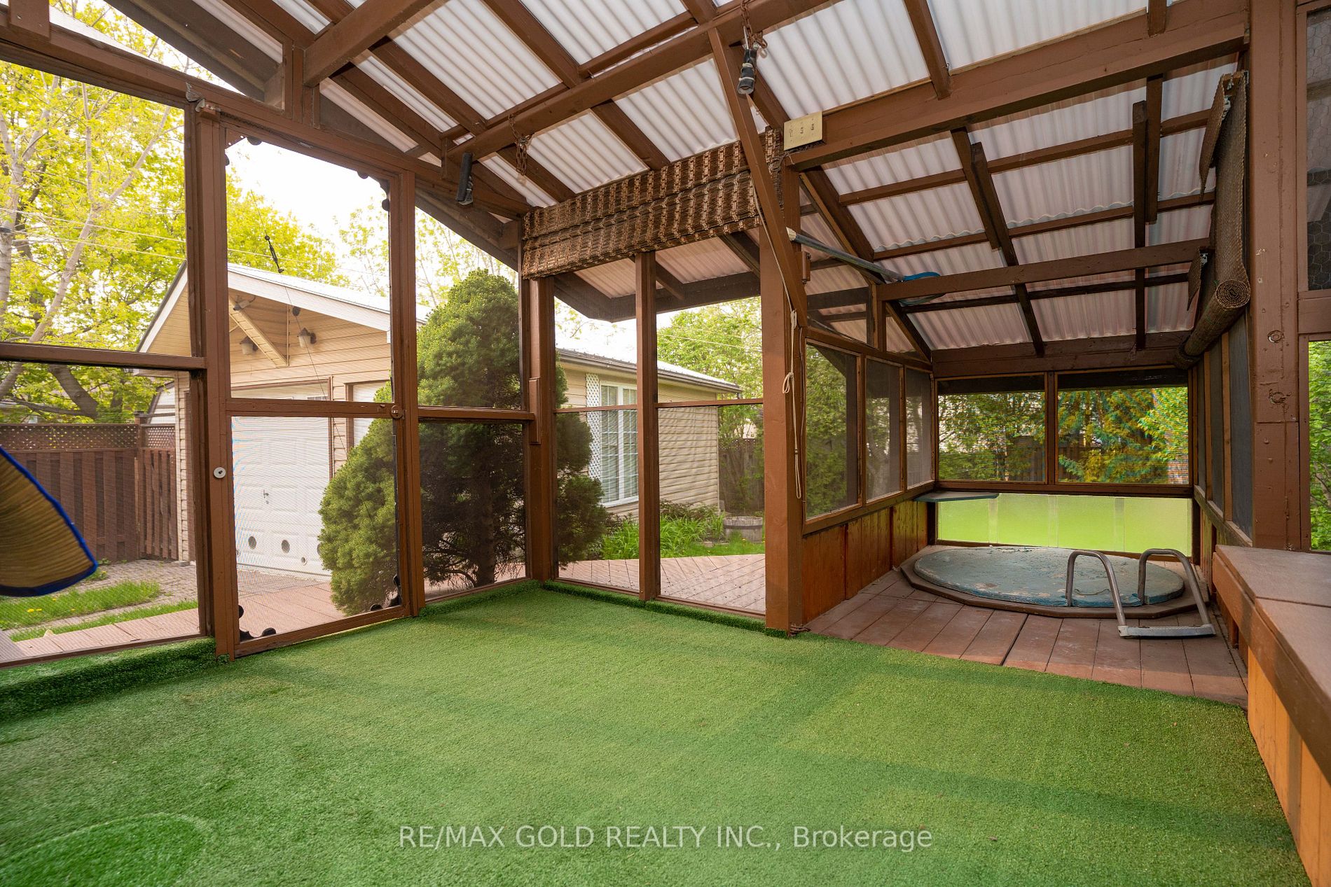 86 Charters Rd