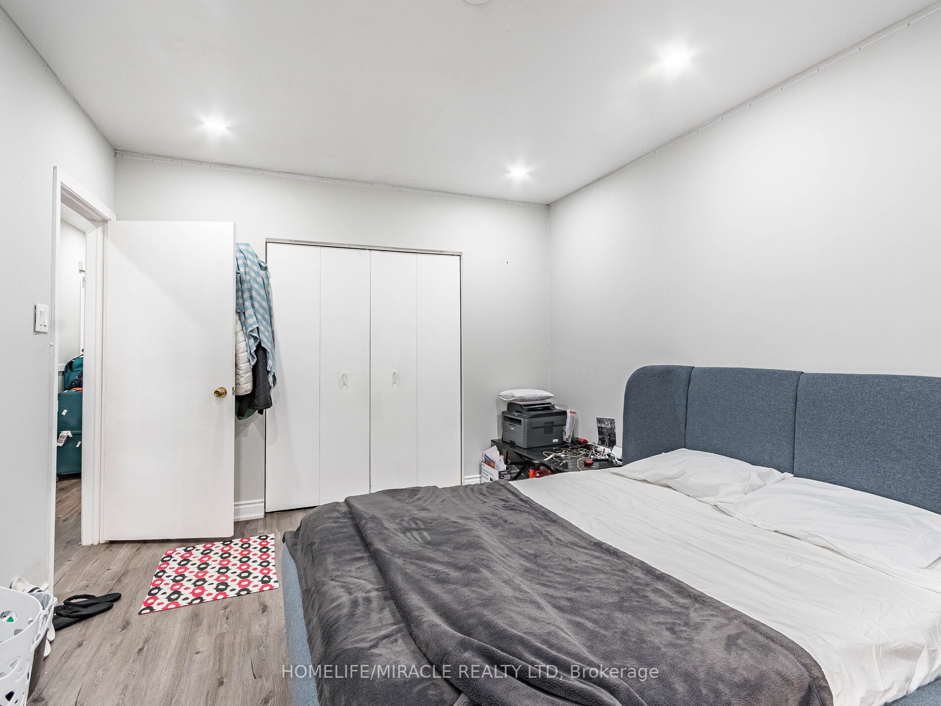 5 Tinton Cres