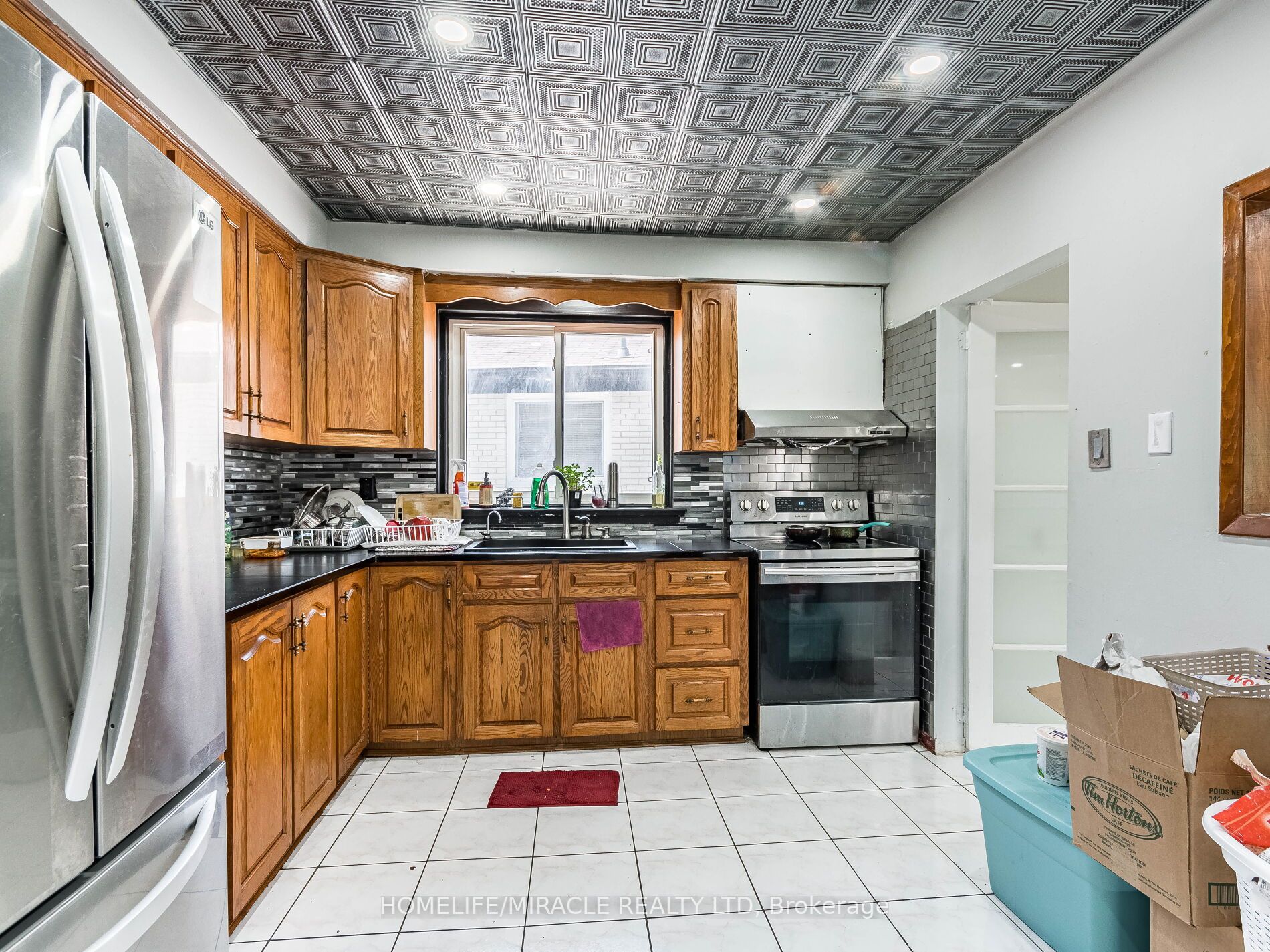 5 Tinton Cres