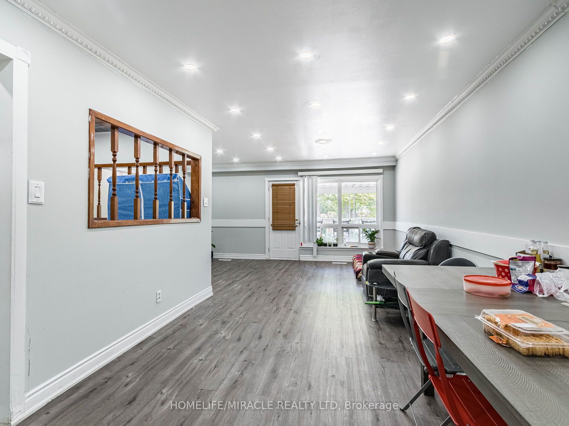 5 Tinton Cres