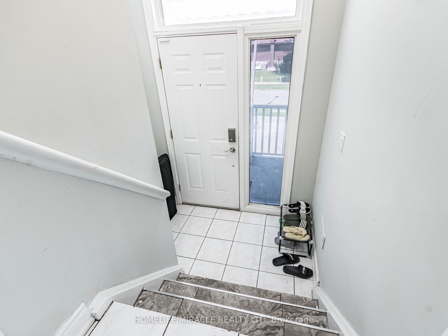 5 Tinton Cres