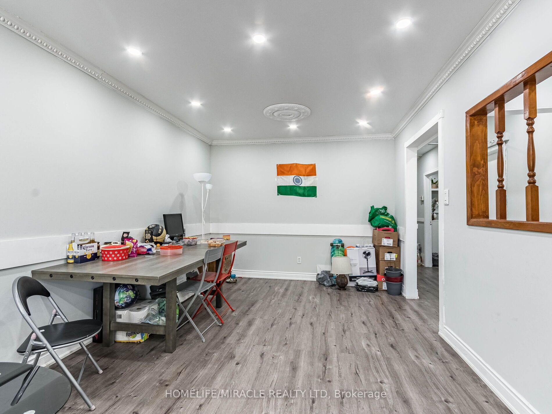 5 Tinton Cres