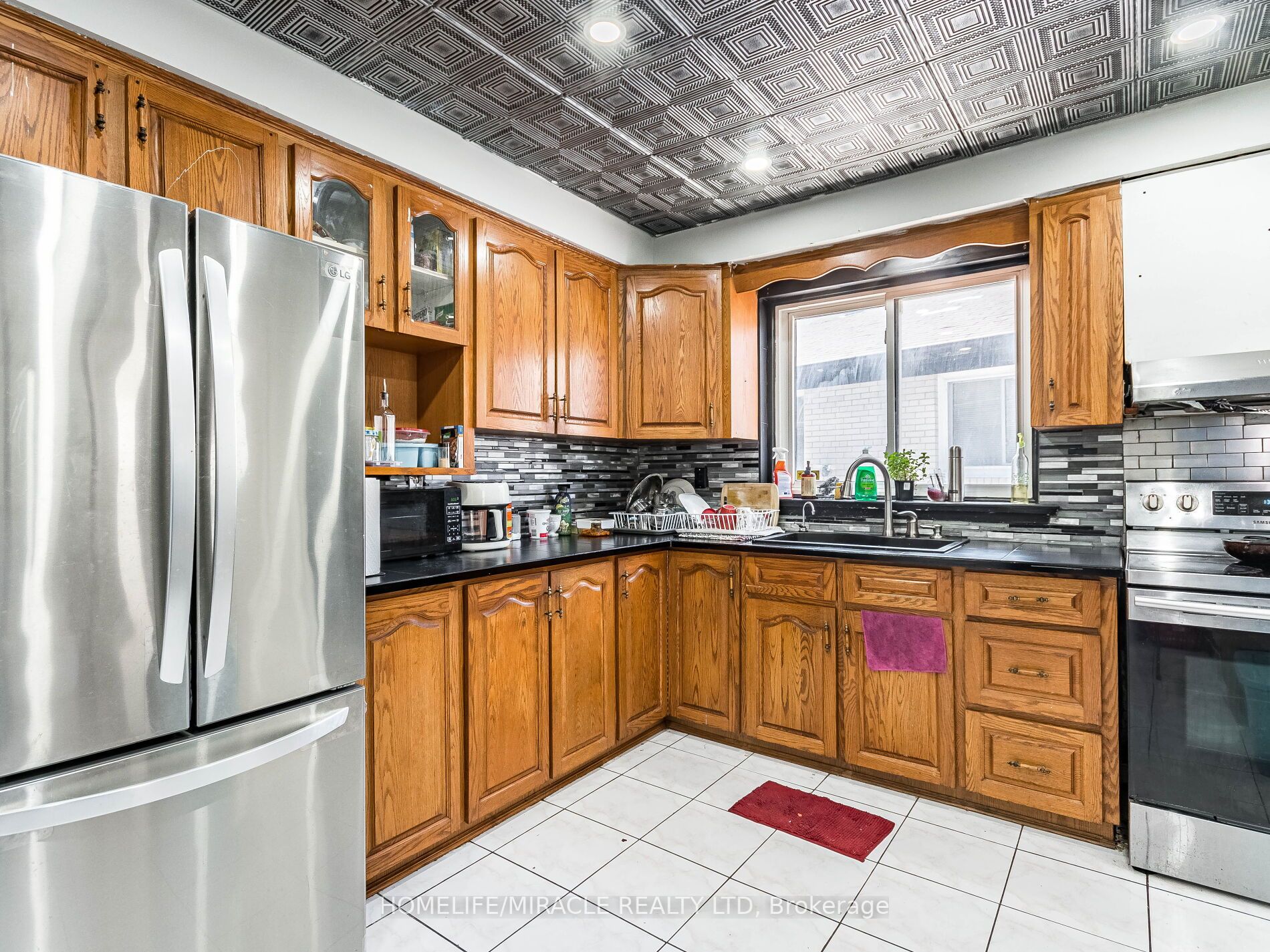 5 Tinton Cres