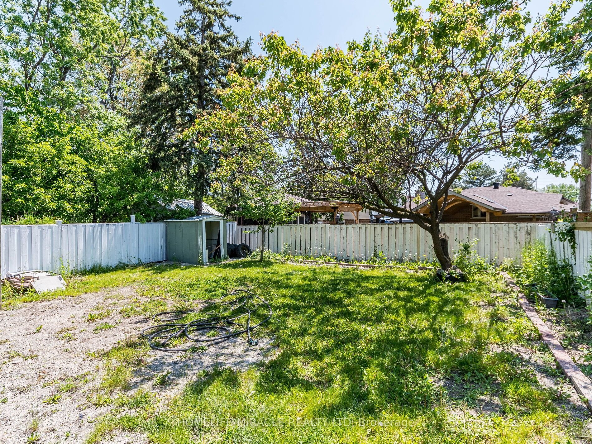 5 Tinton Cres