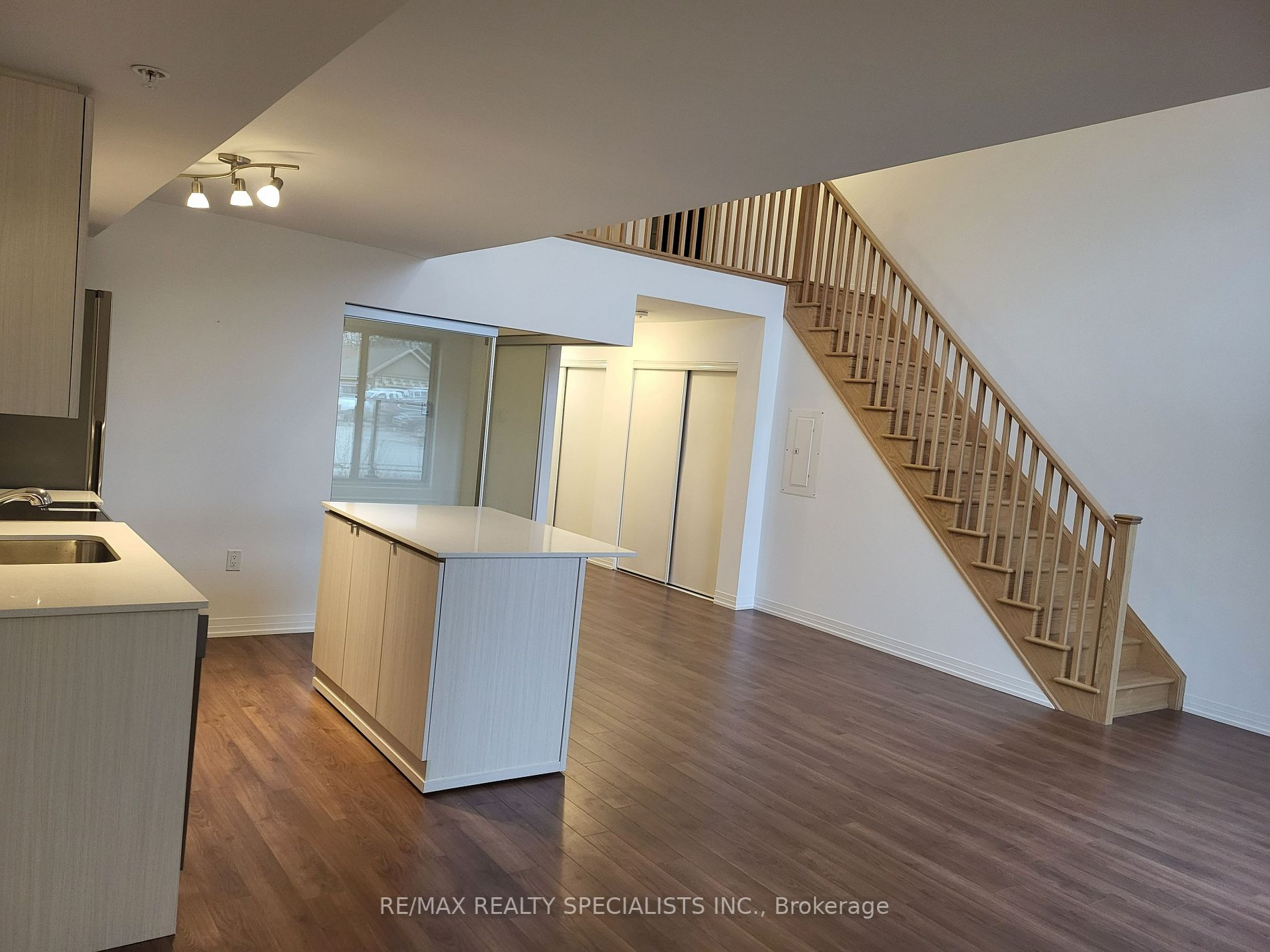 Listing W6093804 - Large Photo # 5