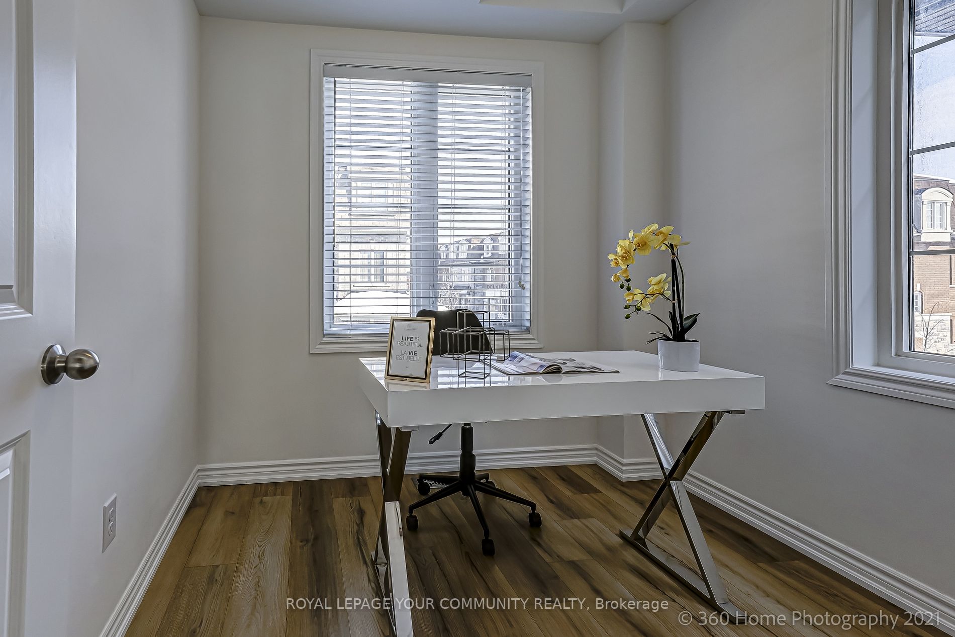 8 Pomarine Way