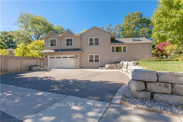 1300 Braeside Dr S
