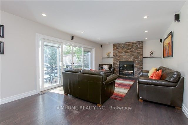 1300 Braeside Dr S
